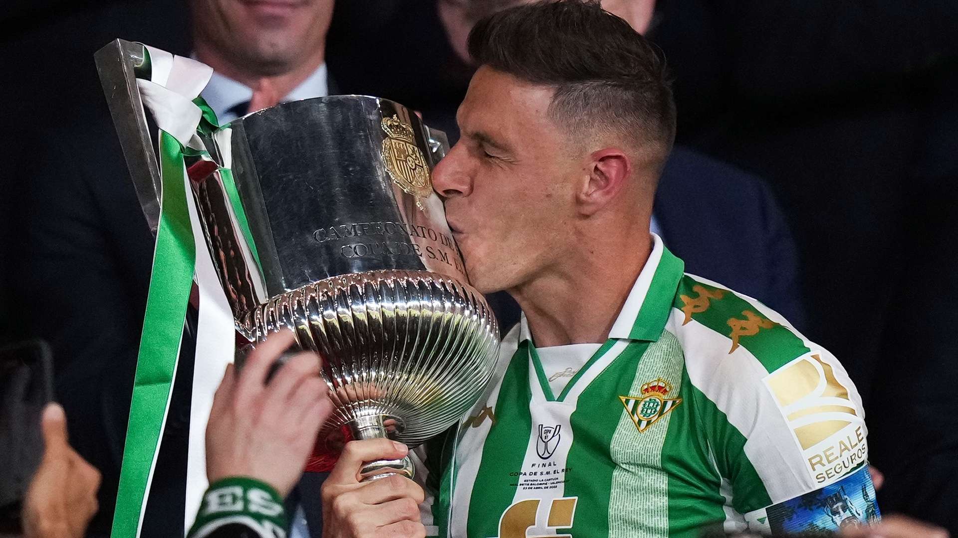 氣造成打擊 氣造成打擊